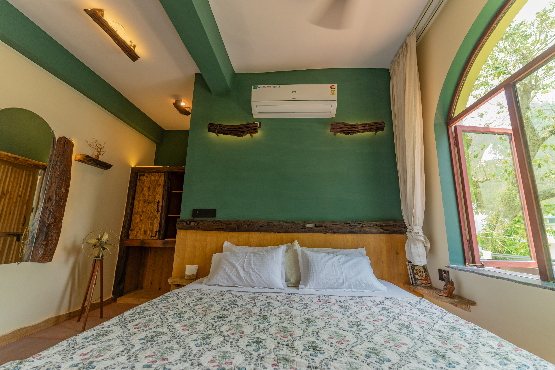 Sky room panoramic view