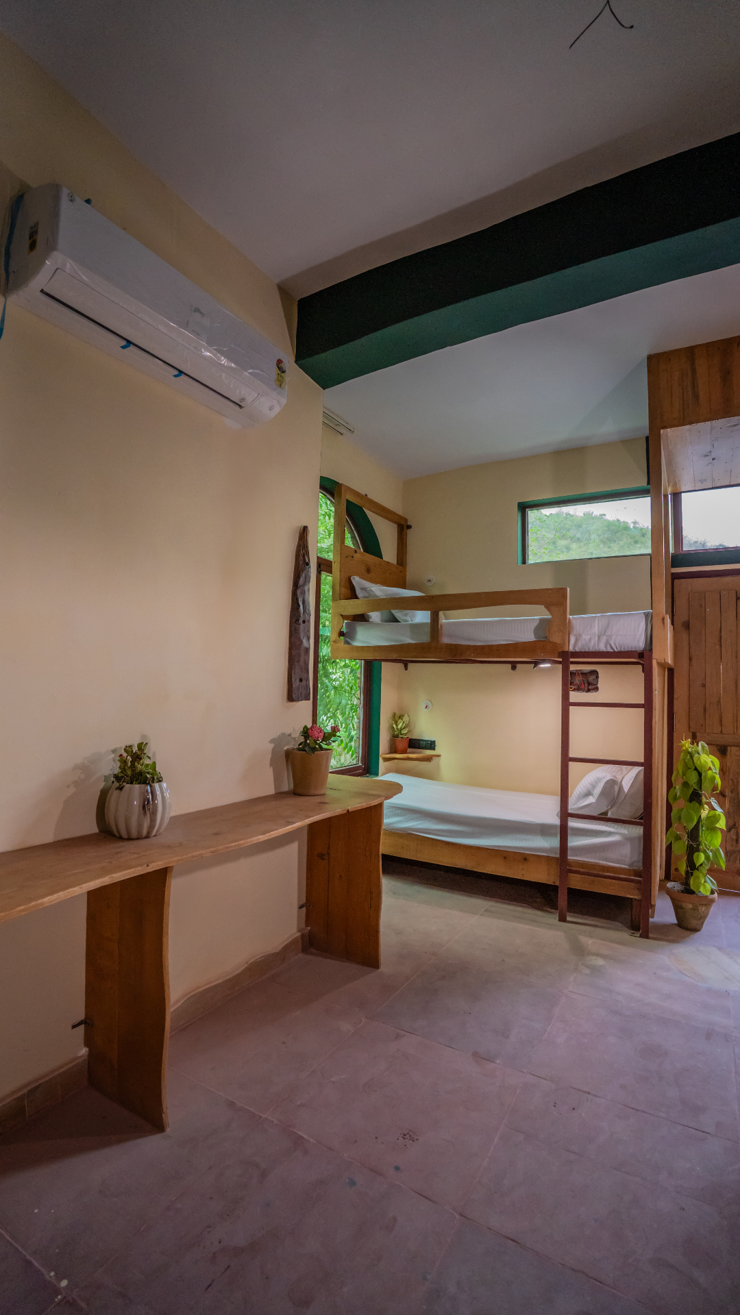 Sleep Pod forest surroundings